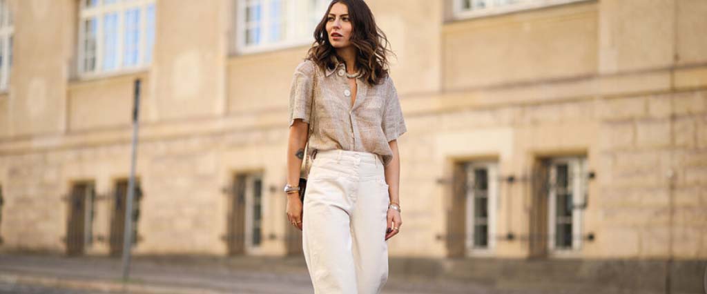 Como-combinar-pantalones-beige-de-mujer