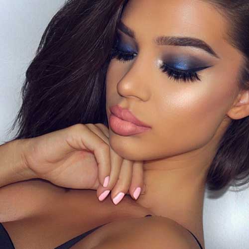 color-labios-para-vestido-azul