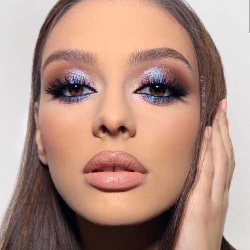 look-maquillaje-de-ojos-para-un-vestido-azul