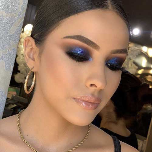 looks-maquillaje-ojos-para-un-vestido-azul