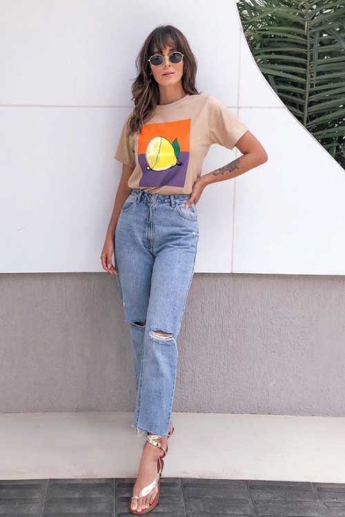 outfit-pantalon-mezclilla-azul-claro-mujer