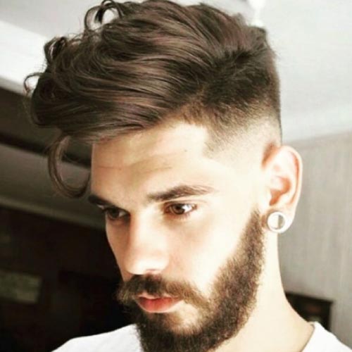 corte-degradado-con-flequillo-largo