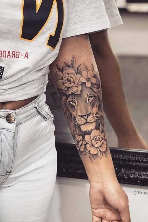 mejores-disenos-tatuajes-brazo-de-mujer