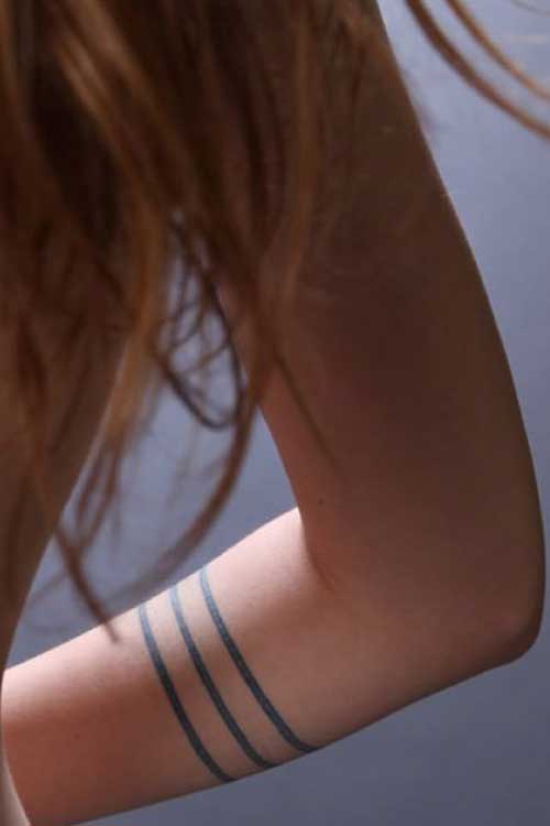 tatuajes-en-el-brazo-para-mujer-linea