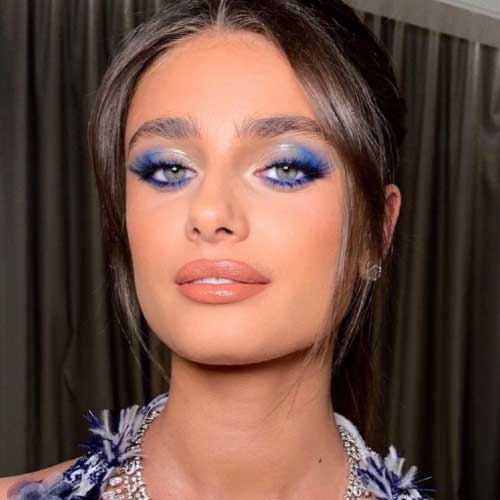 maquillaje-de-ojos-para-un-vestido-azul